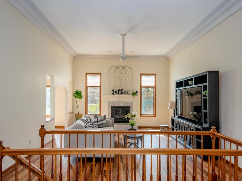 3715 Blackhawk Lake Ct, Eagan, MN 55122
