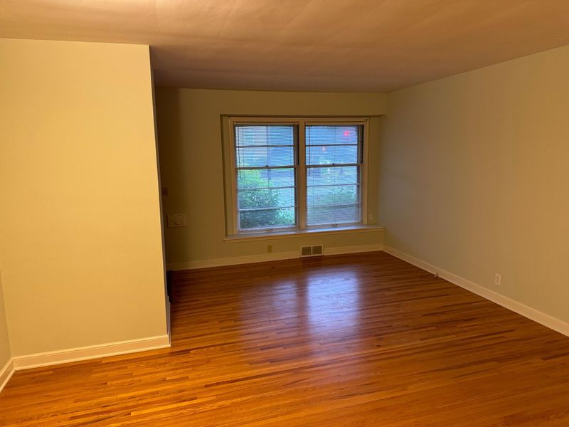 1826 Ford Pw, Saint Paul, MN 55116