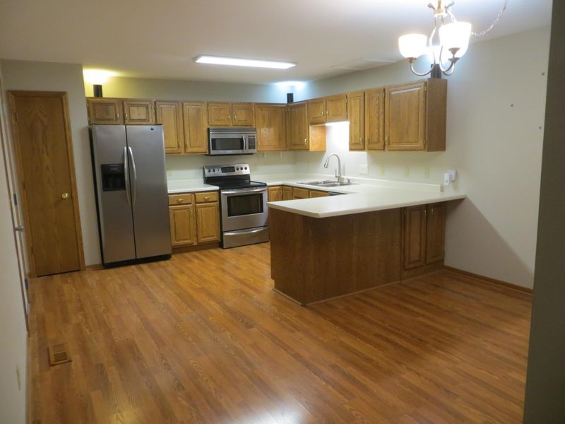 1404 Cottage Dr, Stillwater, MN 55082