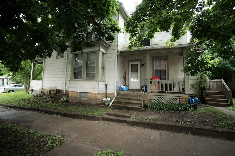 513 Humboldt Ave, West Saint Paul, MN 55107