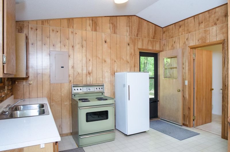 3923 23rd Ave NW, Hackensack, MN 56452