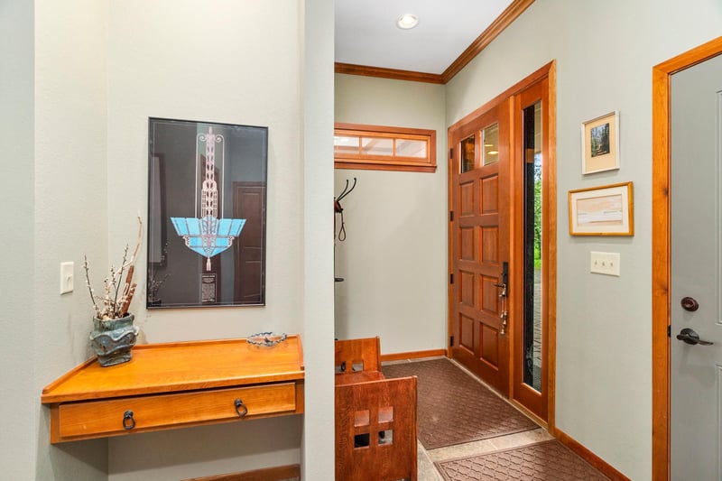 1814 Silver Cliff Rd, Two Harbors, MN 55616