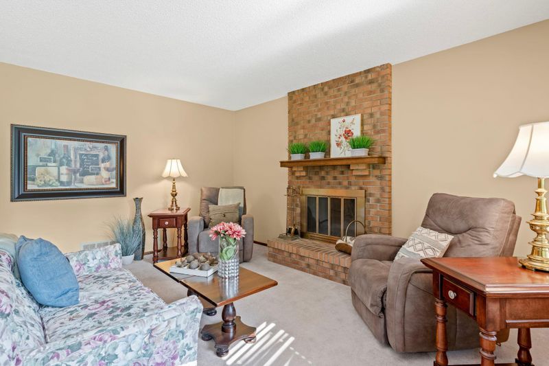 5505 Cottage Ave, Saint Paul, MN 55110