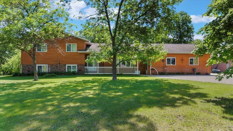 27786 318th Ave, Paynesville, MN 56362