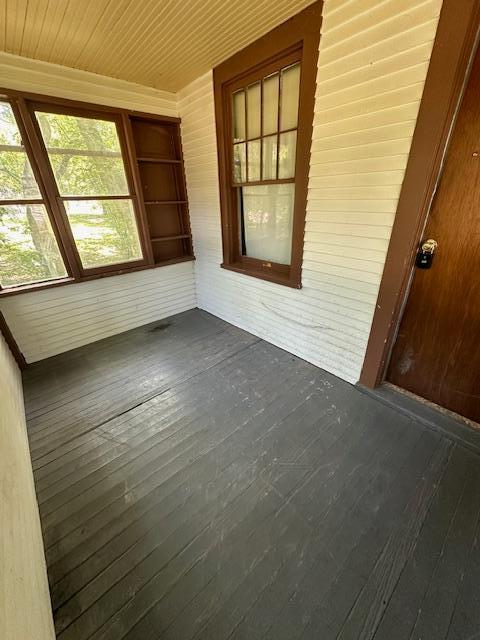 125 5th St, Clinton, MN 56225