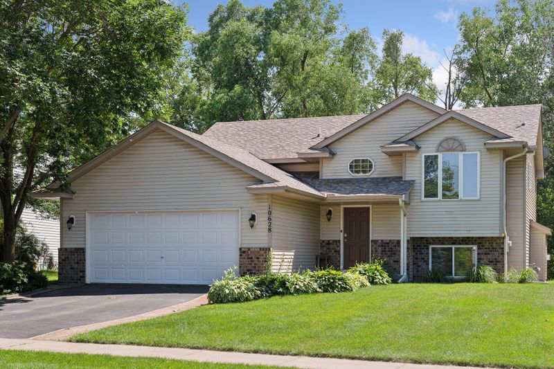10628 Able St NE, Blaine, MN 55434