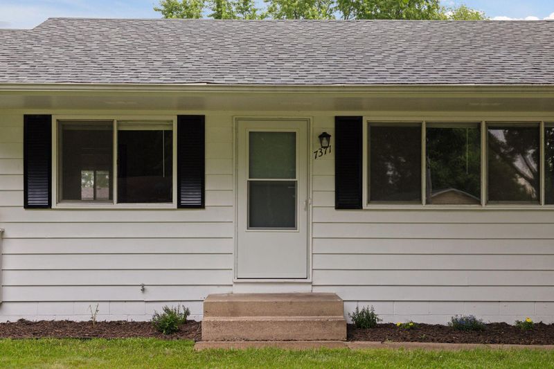 7371 165th St W, Rosemount, MN 55068