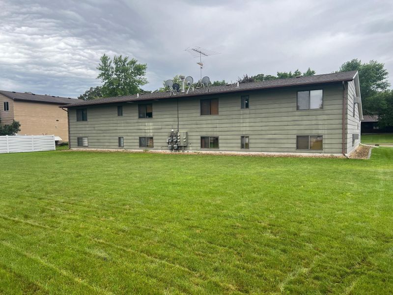 465 School Rd, Hutchinson, MN 55350