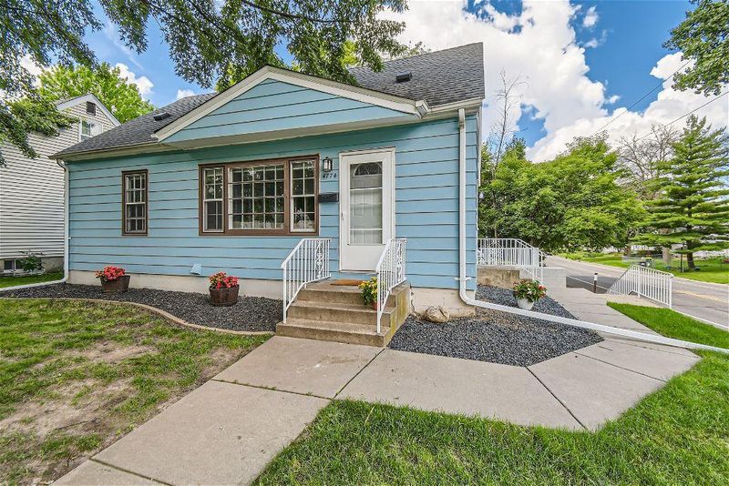 4774 Upland Crest NE, Columbia Heights, MN 55421