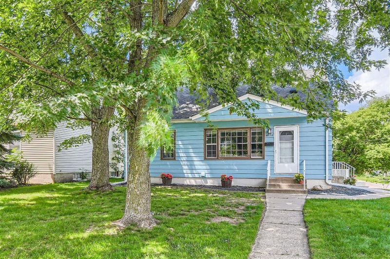4774 Upland Crest NE, Columbia Heights, MN 55421