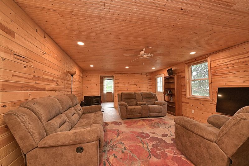 26012 Gibbs Rd, Grand Rapids, MN 55744