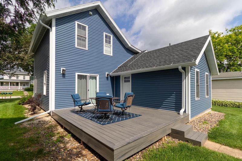 506 Kenilworth Ave S, Lanesboro, MN 55949