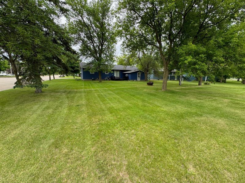 457 3rd Ave NW, Perham, MN 56573