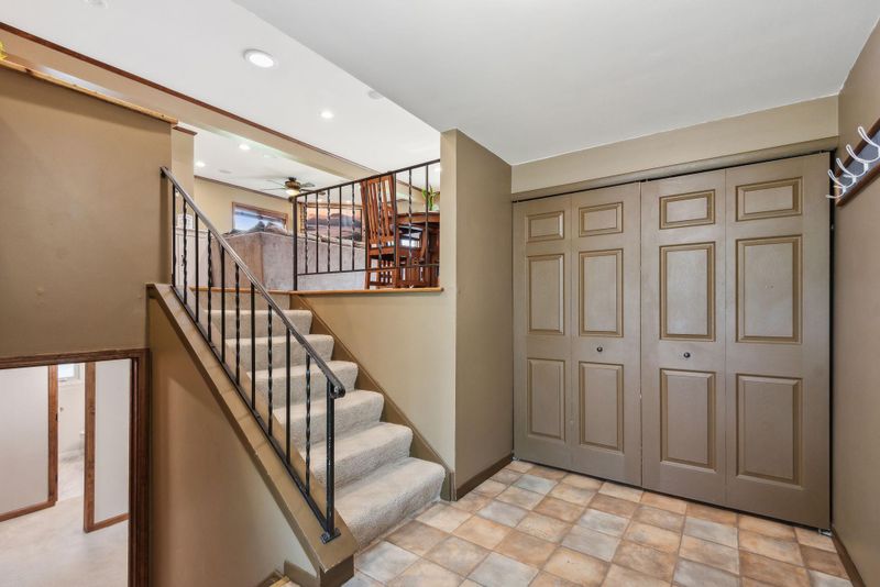 1745 Sartell Ave, Eagan, MN 55122