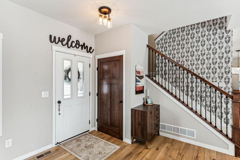 1037 Emerald St NE, Hanover, MN 55341