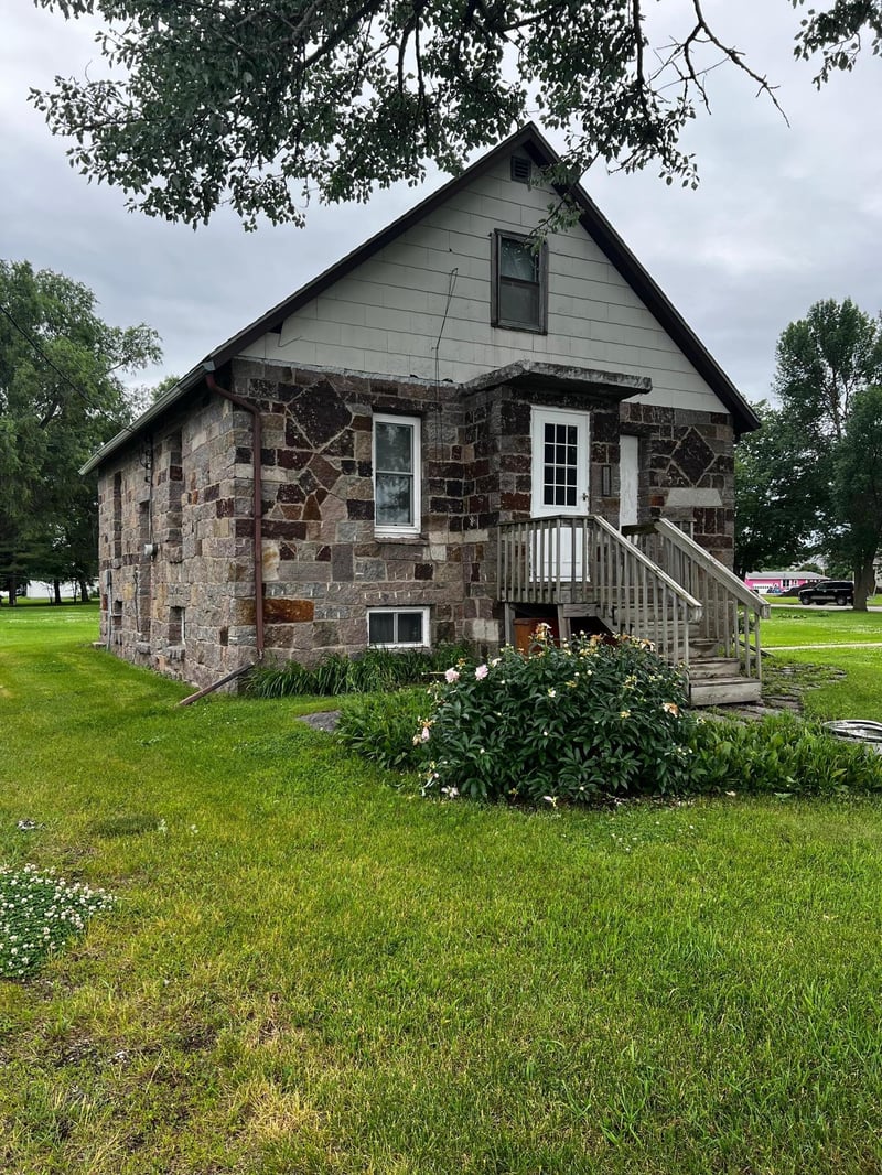 101 1st St, Bellingham, MN 56212