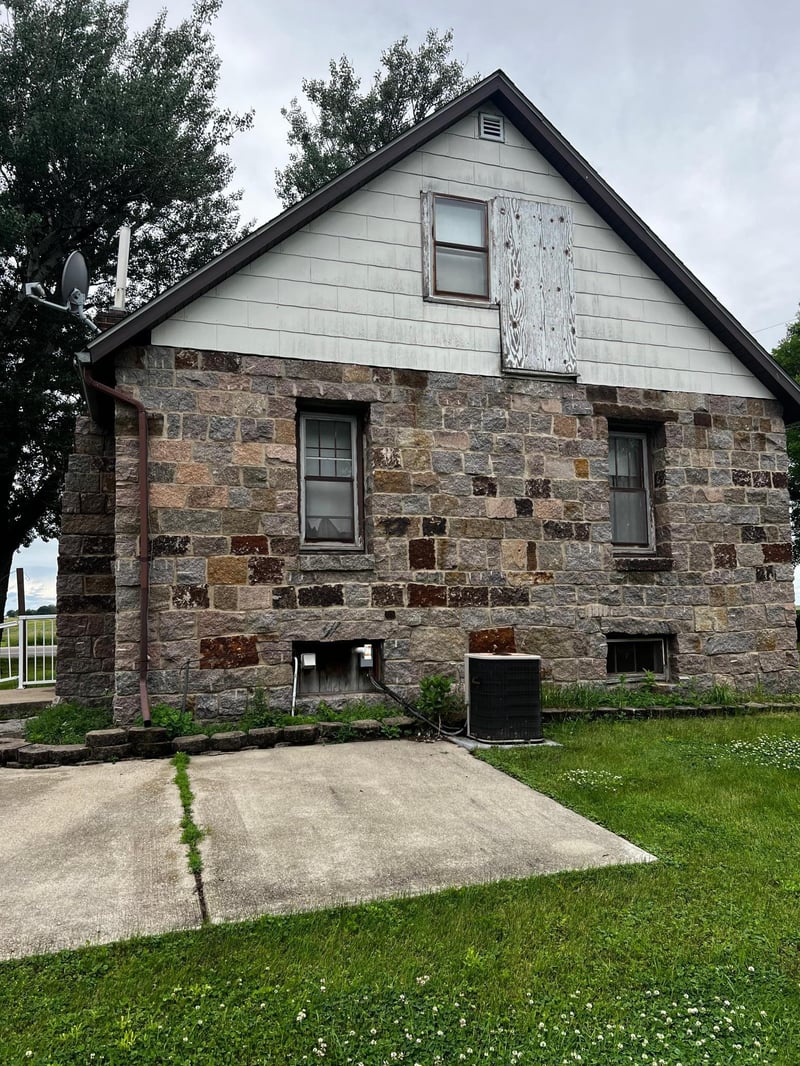 101 1st St, Bellingham, MN 56212