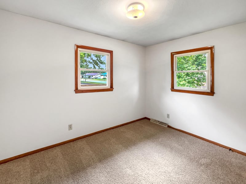 5801 Boone Ave N, Minneapolis, MN 55428