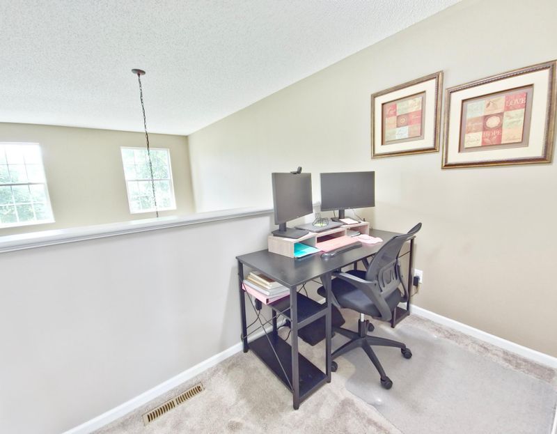 1611 Legacy Pw E #912, Maplewood, MN 55109