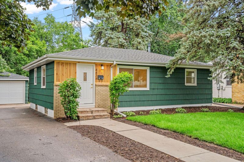 4438 Toledo Ave N, Robbinsdale, MN 55422