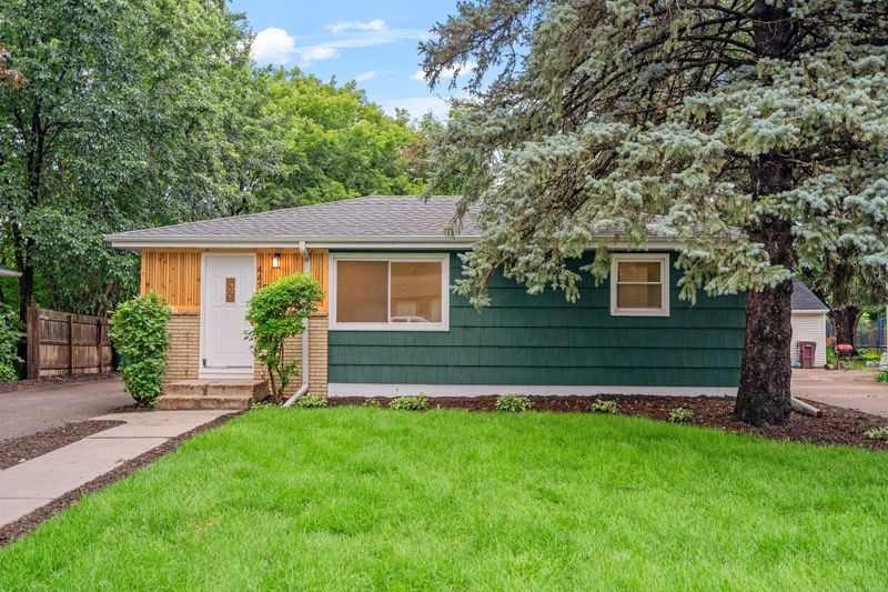 4438 Toledo Ave N, Robbinsdale, MN 55422