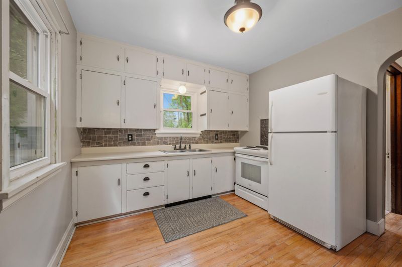 909 NW 3rd Ave, Grand Rapids, MN 55744