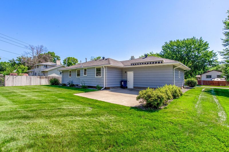 7833 June Ave N, Minneapolis, MN 55443