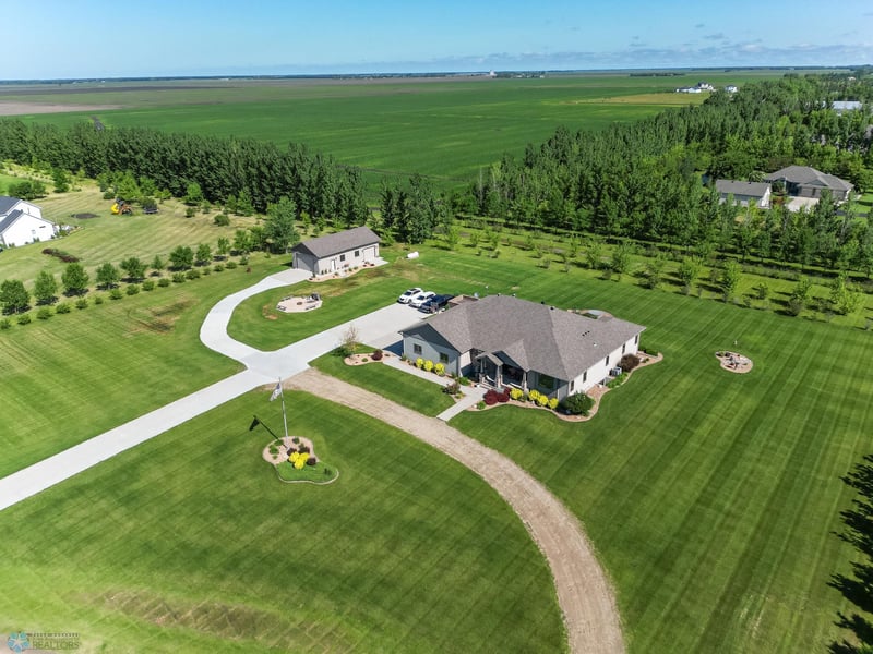3752 73rd Ave N, Moorhead, MN 56560