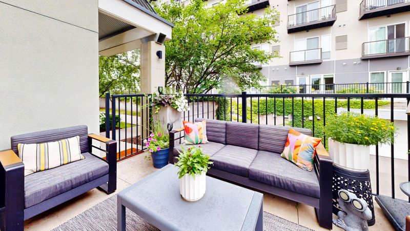 2828 Aldrich Ave S #4, Minneapolis, MN 55408