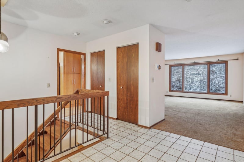 14401 Valley Creek Trl S, Afton, MN 55001