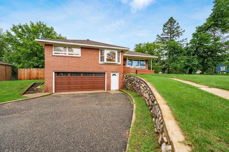224 S Pokegama Ave, Grand Rapids, MN 55744
