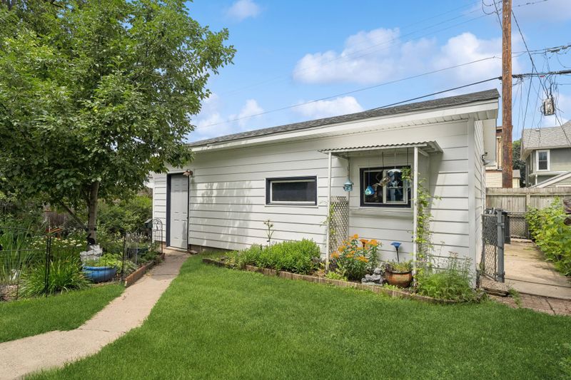 1489 Van Buren Ave, Saint Paul, MN 55104