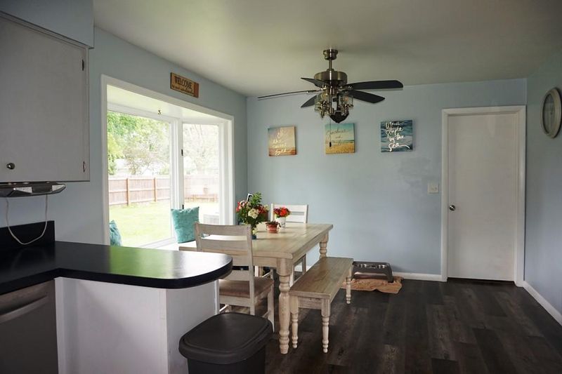 3316 Potter Rd, Eau Claire, WI 54703