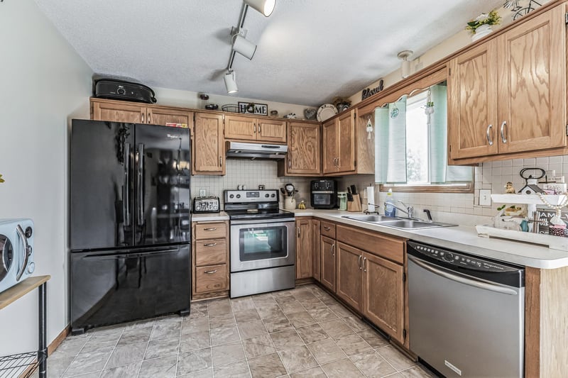 30794 Reflection Ave, Shafer, MN 55074