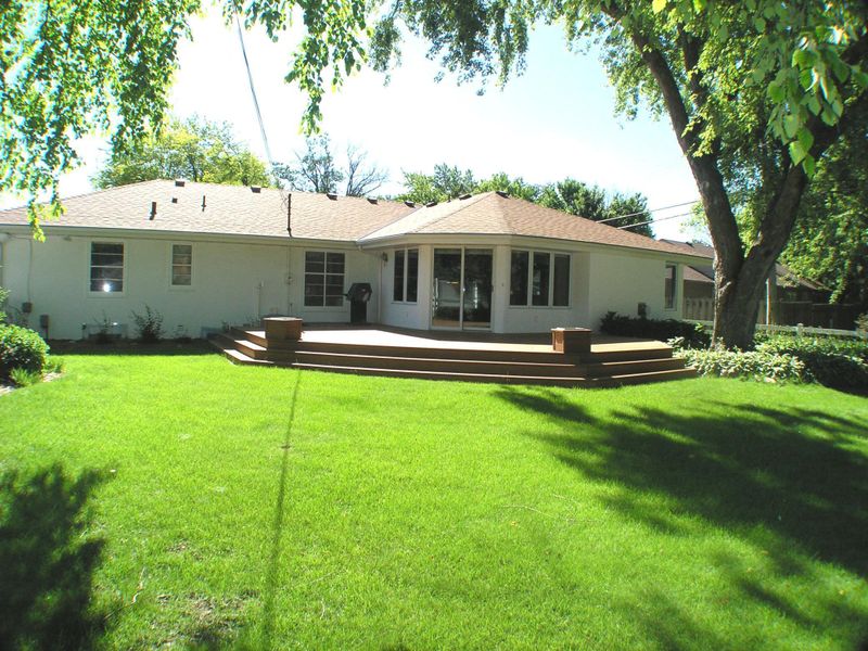5520 Warwick Pl, Minneapolis, MN 55436