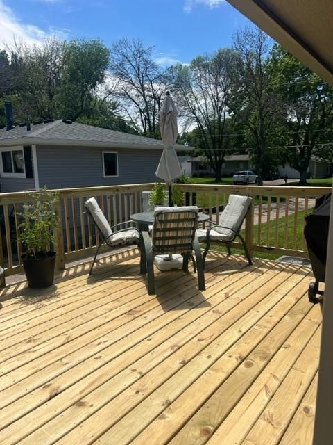 292 7th Ave NW, Forest Lake, MN 55025