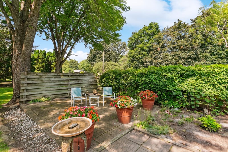 1025 County Road 101 N, Minneapolis, MN 55447