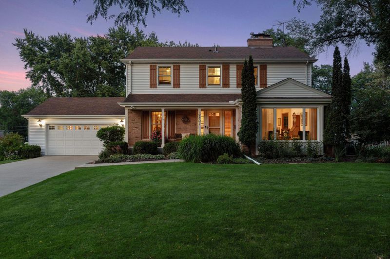 6801 Galway Dr, Minneapolis, MN 55439