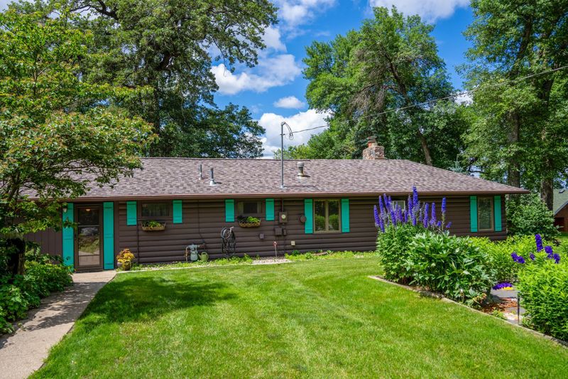 11010 Indian Beach Cir, Spicer, MN 56288