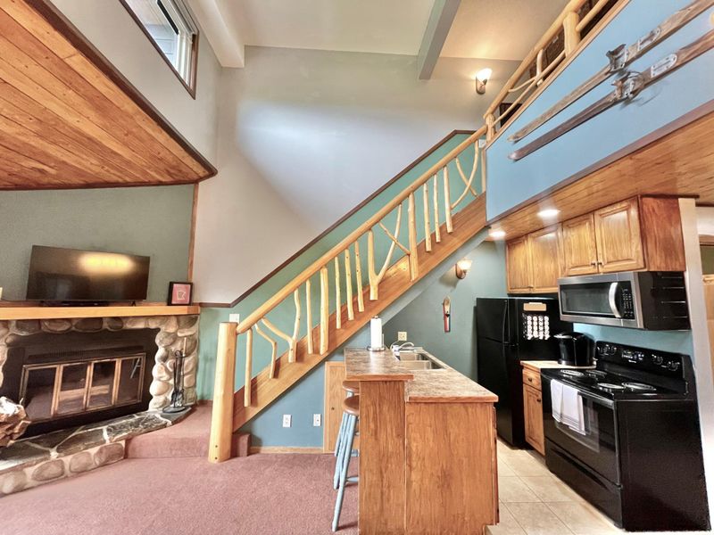 113 Bridge Run Ln #A, Tofte, MN 55615