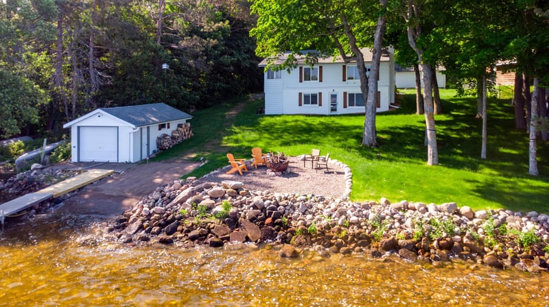 2555 Lake Shore Blvd, Wahkon, MN 56386