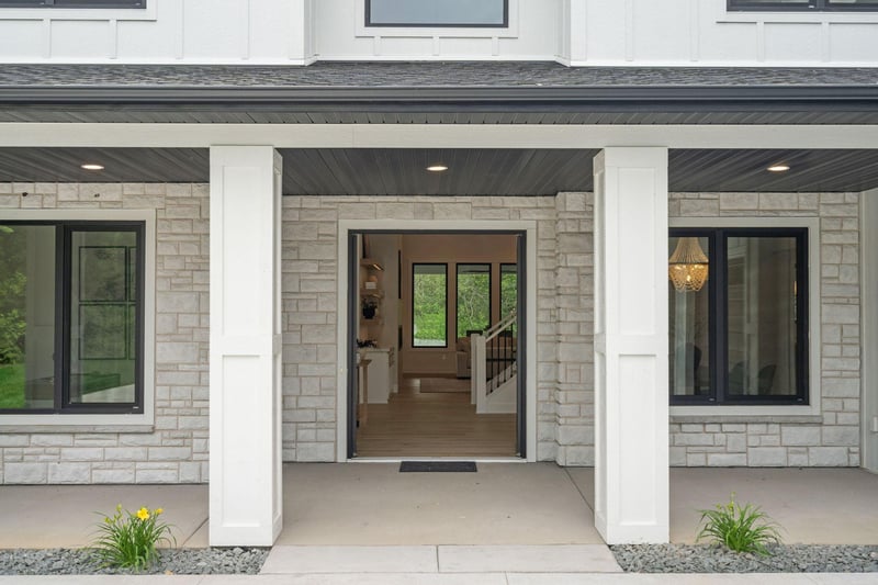 16039 Austin St NE, Ham Lake, MN 55304