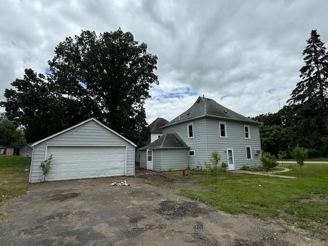 408 Hoff Ave, Vining, MN 56588