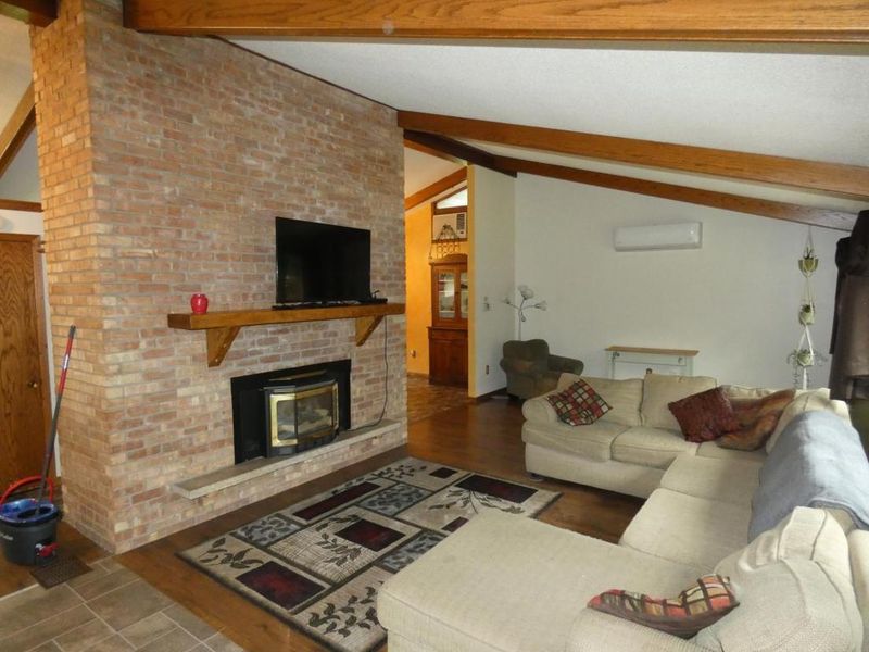 519 Riverside St, Mora, MN 55051
