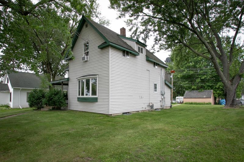 250 Central Ave N, Milaca, MN 56353