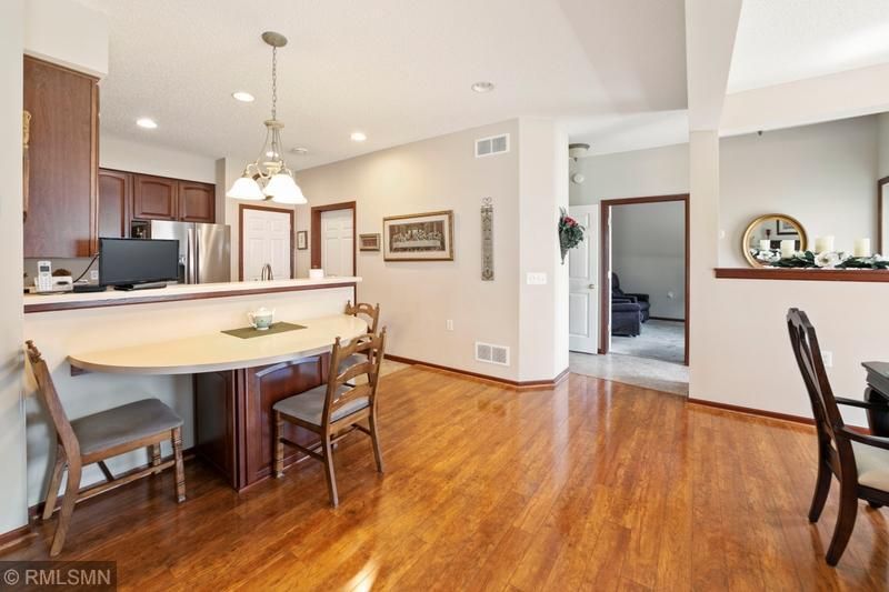 7319 Timber Crest Dr S, Cottage Grove, MN 55016