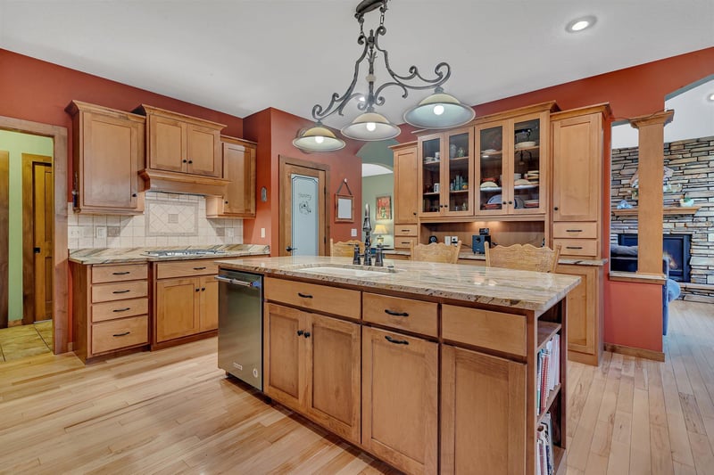 15725 Barley Rd NW, Royalton, MN 56373