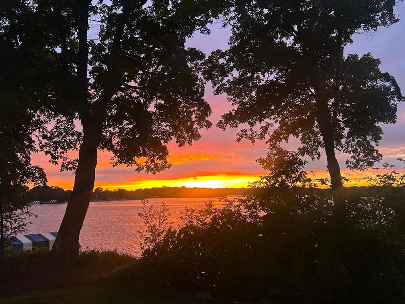 26760 Edgewood Rd, Shorewood, MN 55331