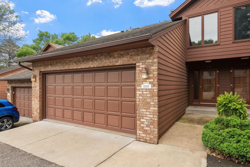 13305 Morgan Ave S, Burnsville, MN 55337