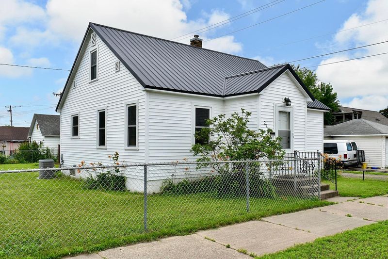 270 Steuben St, Winona, MN 55987